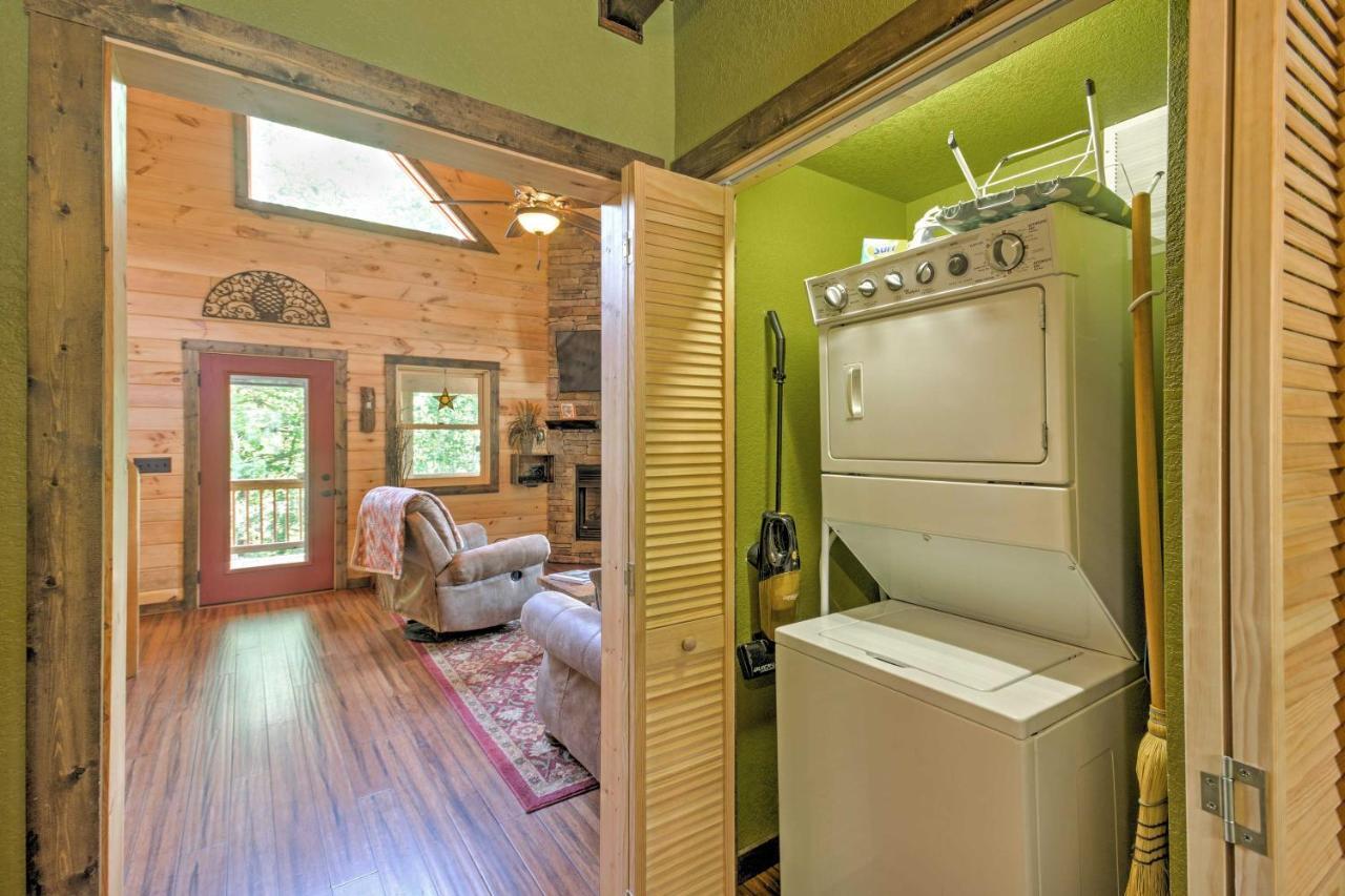 Scenic Fox Ridge Cabin On 4 Acres With Hot Tub! Whittier Eksteriør billede